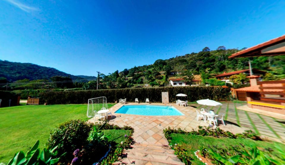 Restaurant/places to eat, Facade/entrance, Garden, Food, Area and facilities, Swimming pool