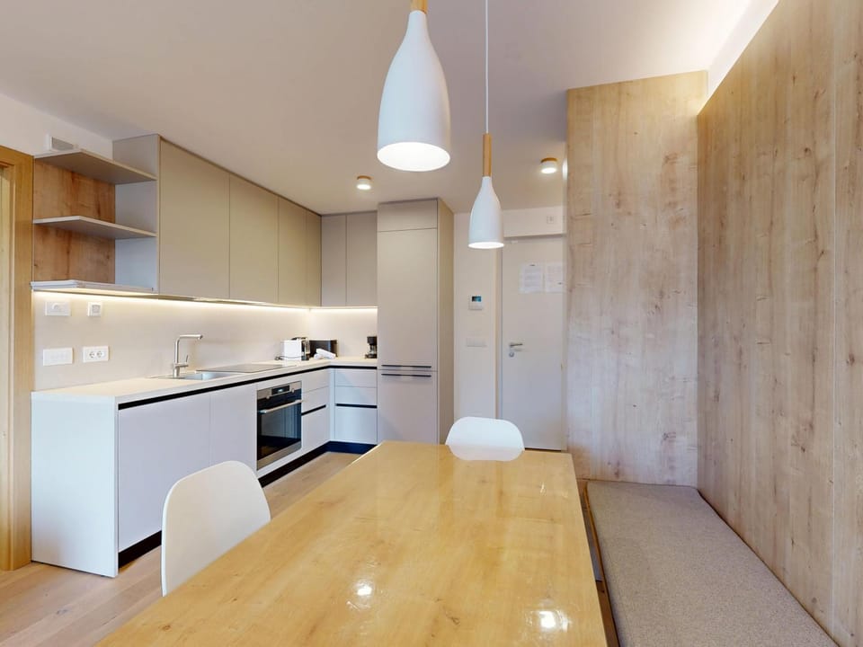 Living room, Dining area, kitchen