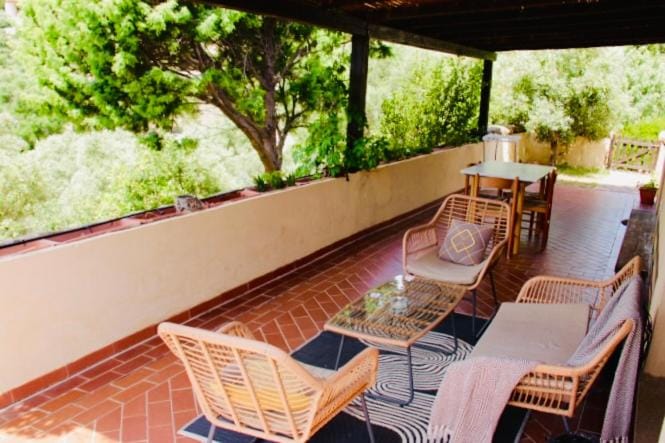 Property building, Balcony/Terrace