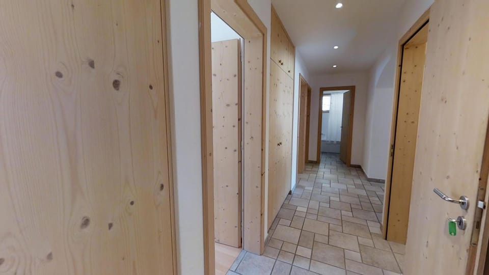 Pavrella Apartment in Samedan