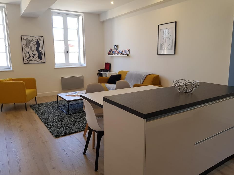 Carnot Chic Apartment in Carcassonne
