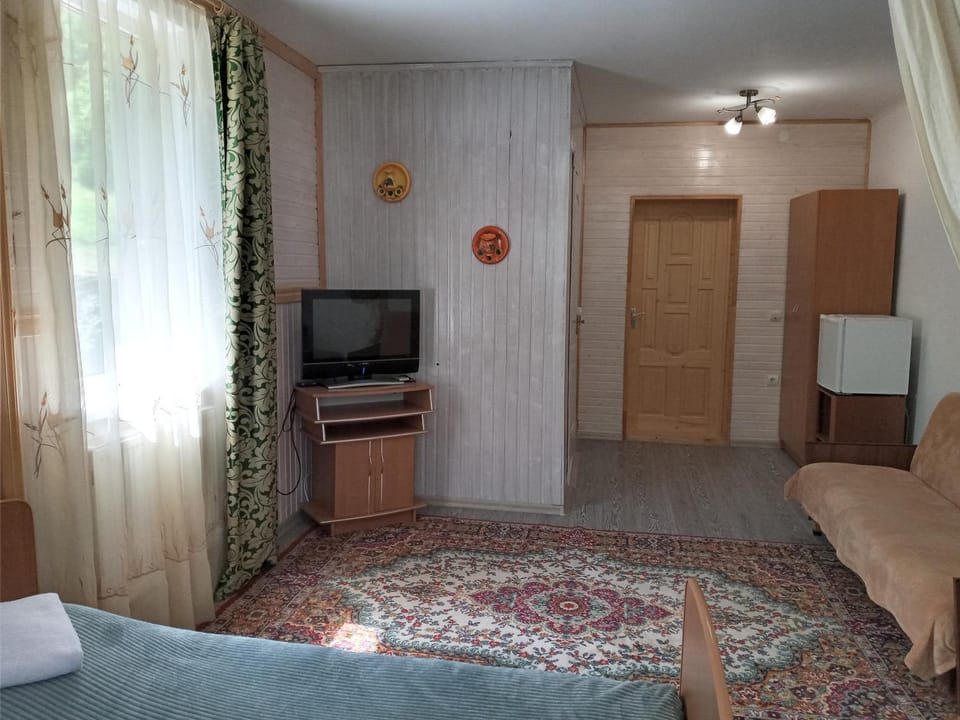 Садиба Древоцвіт Bed and Breakfast in Ukraine