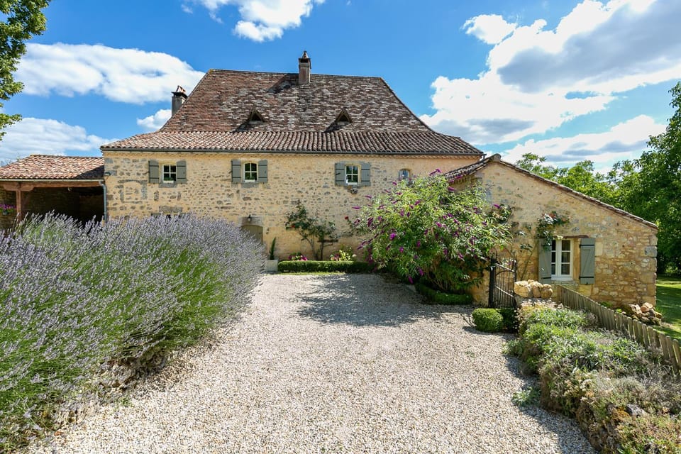 Property building, Day, Garden, Garden view