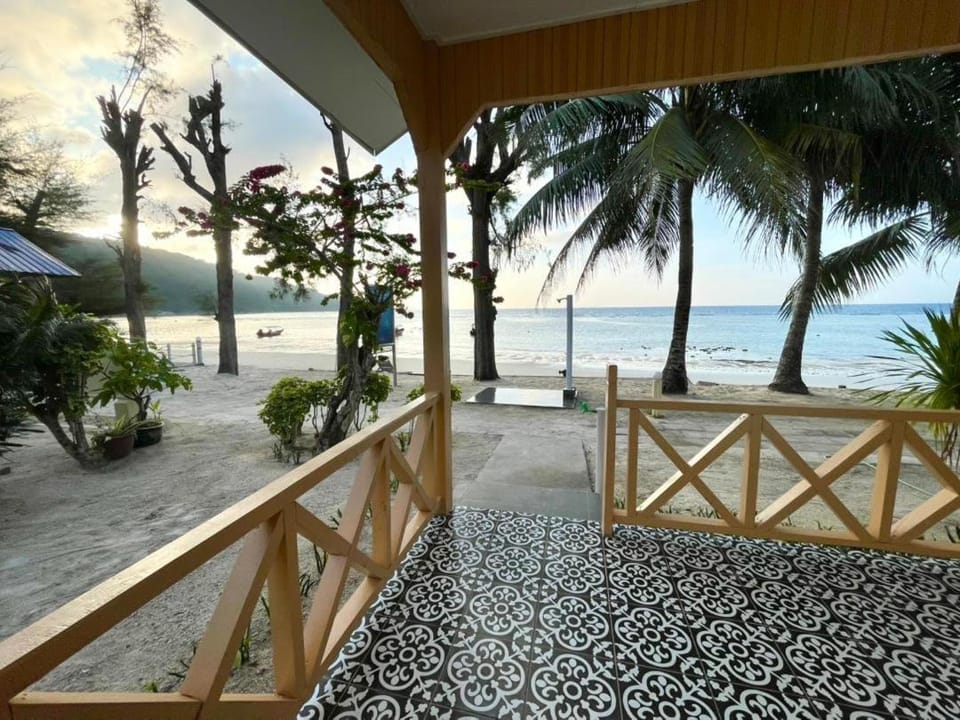 Sea view, air conditioner