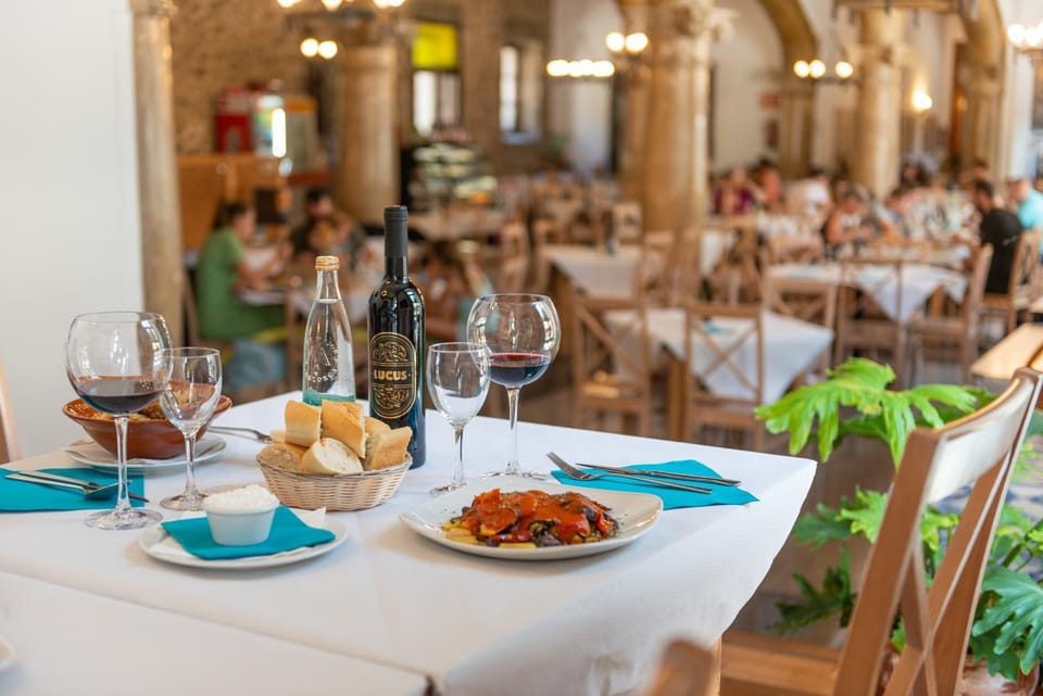 Santuari de Lluc Bed and Breakfast in Serra de Tramuntana