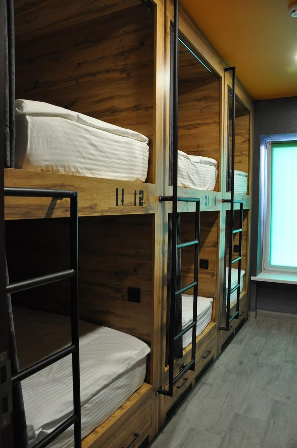 bunk bed