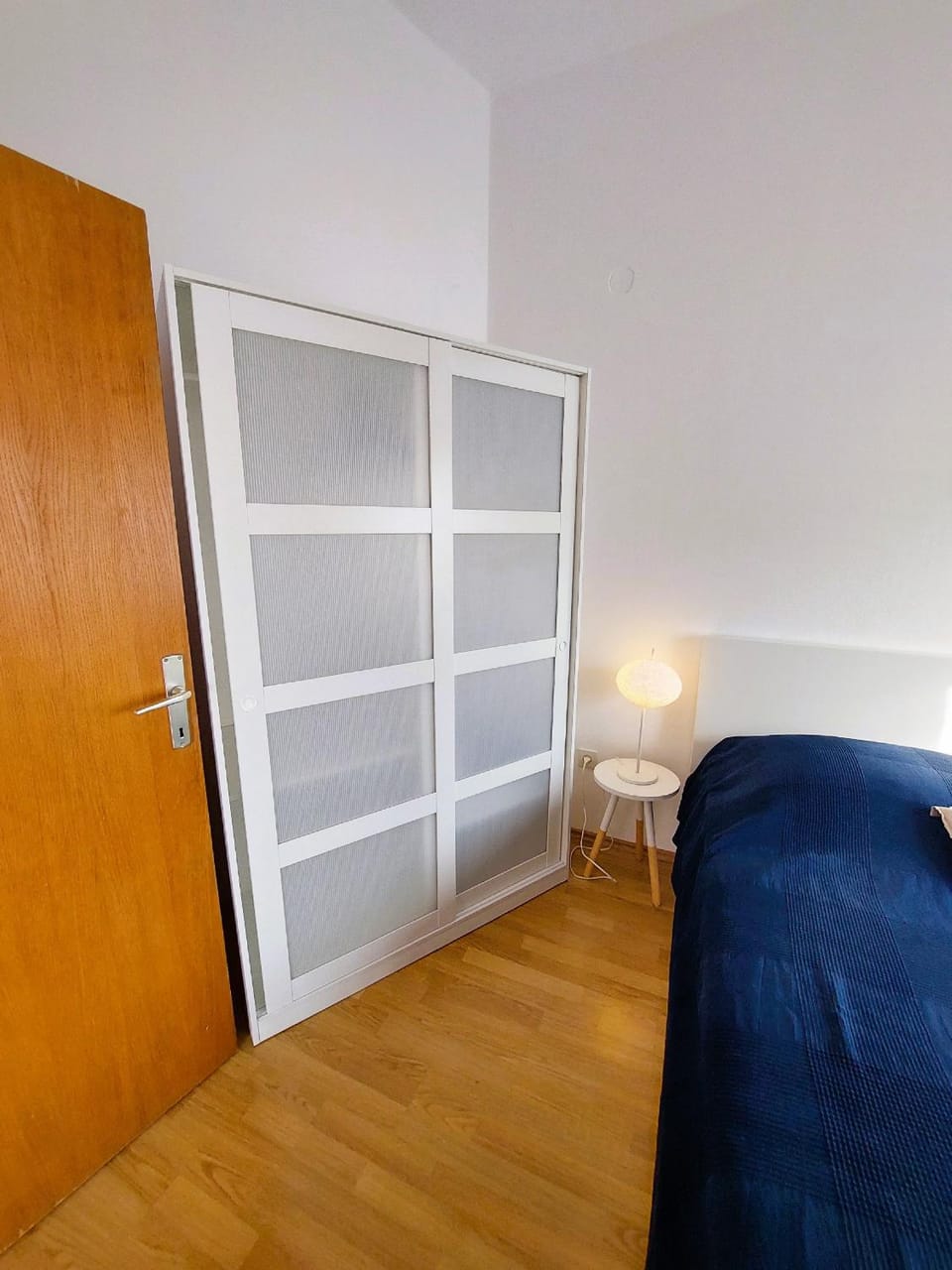 Bed, Photo of the whole room, Bedroom, wardrobe