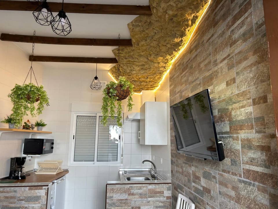 TV and multimedia, Kitchen or kitchenette, minibar