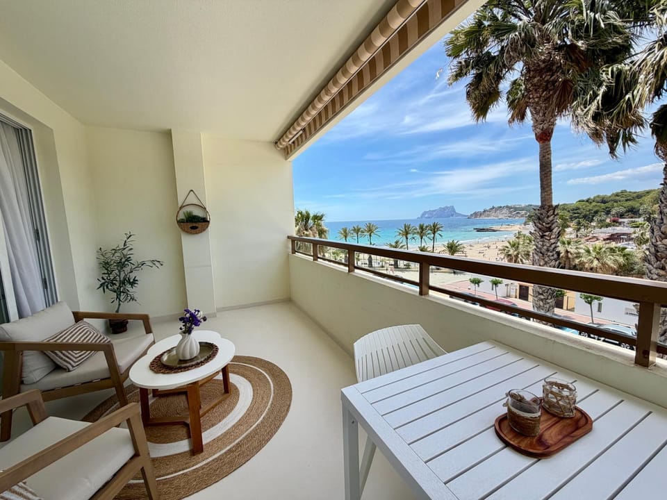 Primera Linea de Playa Apartment in Moraira