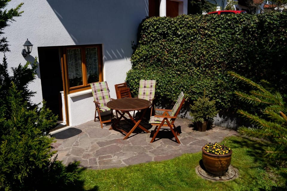 BBQ facilities, Garden, Balcony/Terrace