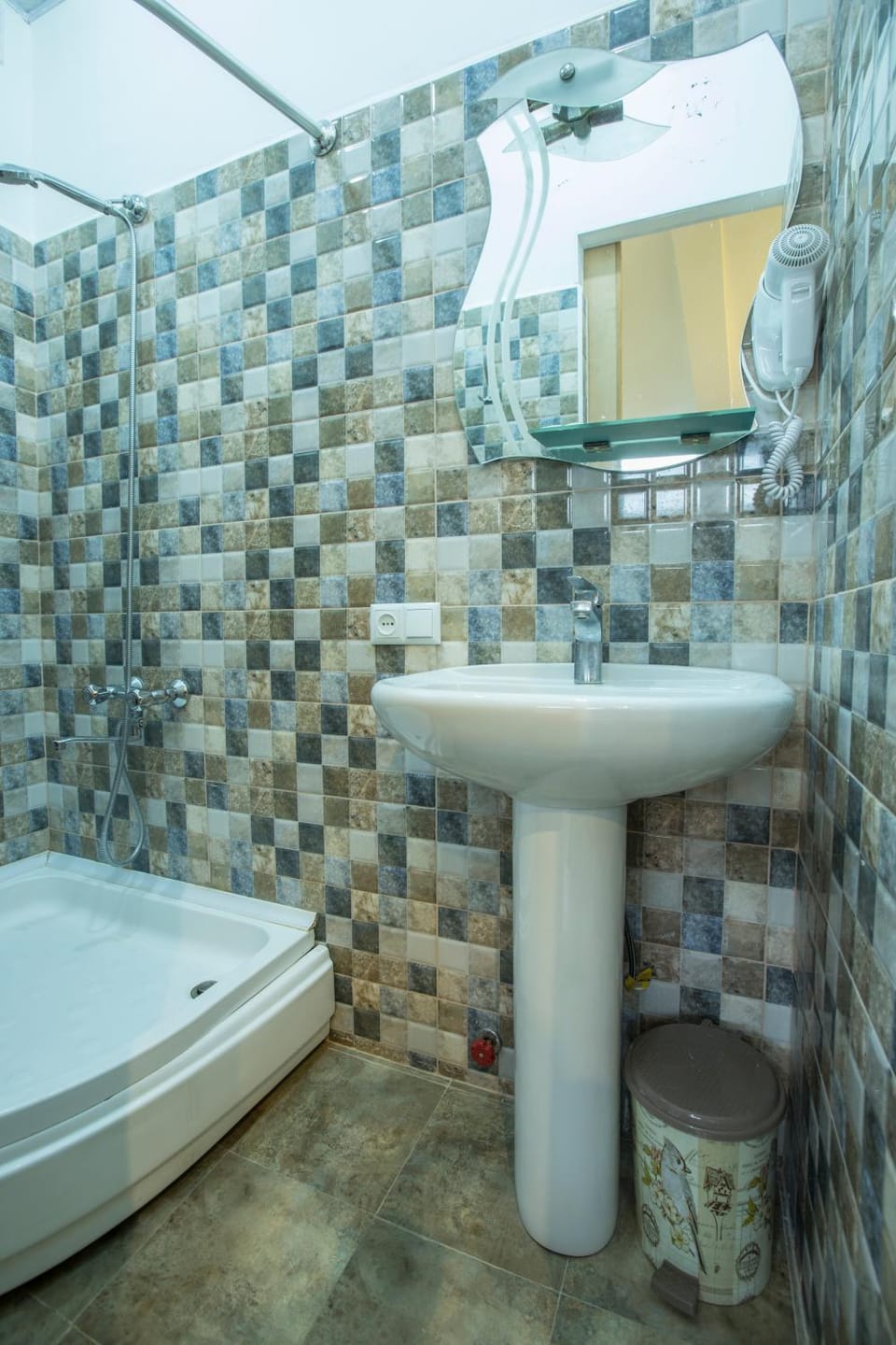 Shower, Bathroom, Bath