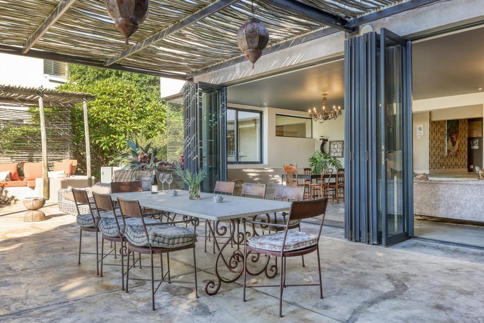 BBQ facilities, Balcony/Terrace, Seating area, Dining area, Garden view