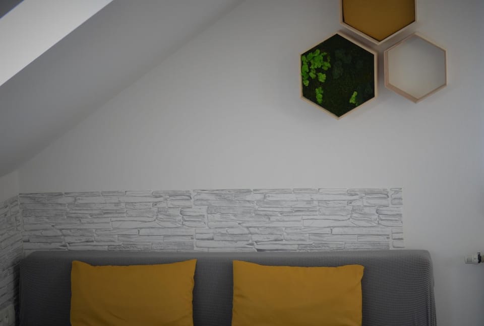 Living room, Decorative detail, Seating area