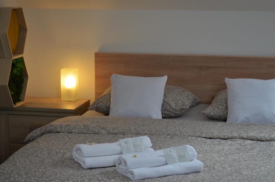 Bed, Decorative detail, Bedroom