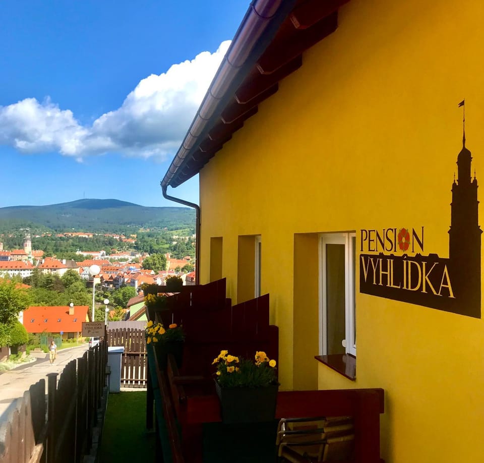 View (from property/room), City view