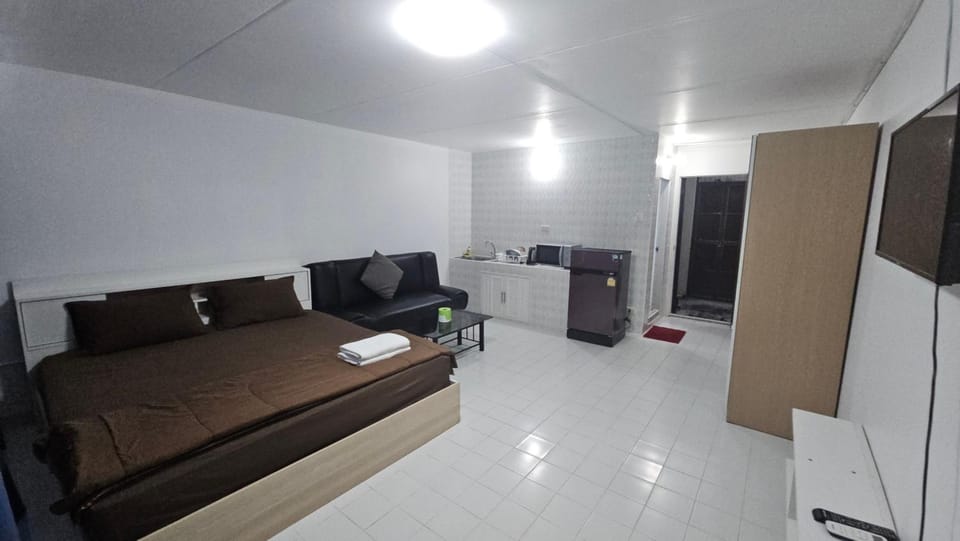 New Room Hotel in Bangkok