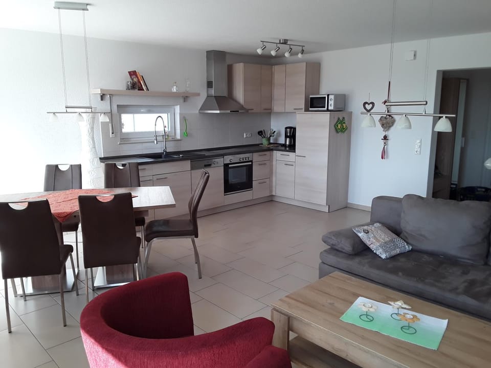 Kitchen or kitchenette, Living room