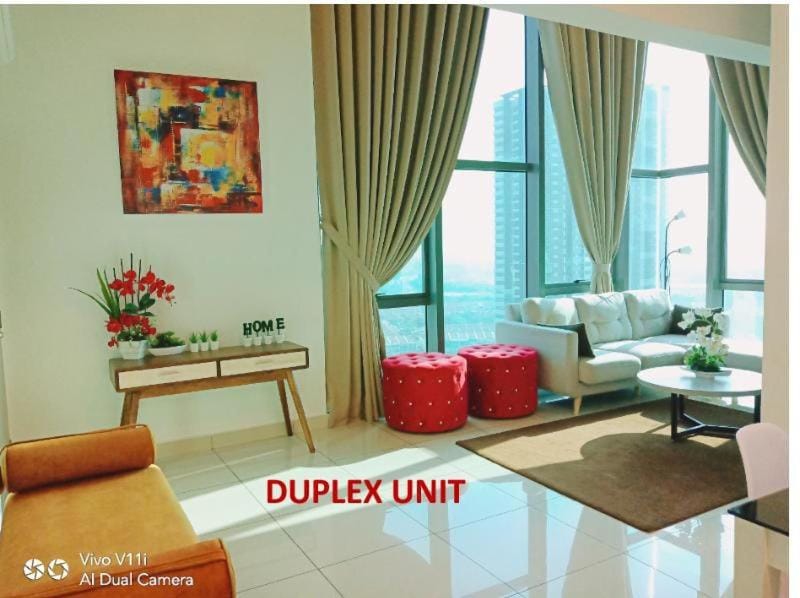 Evo Bangi Duplex Homestay D' Imahzzz - 3BR or 2BR Apartment in Negeri Sembilan, Malaysia