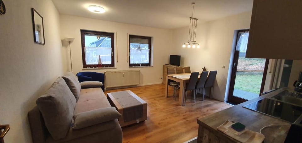 TV and multimedia, Living room, Dining area