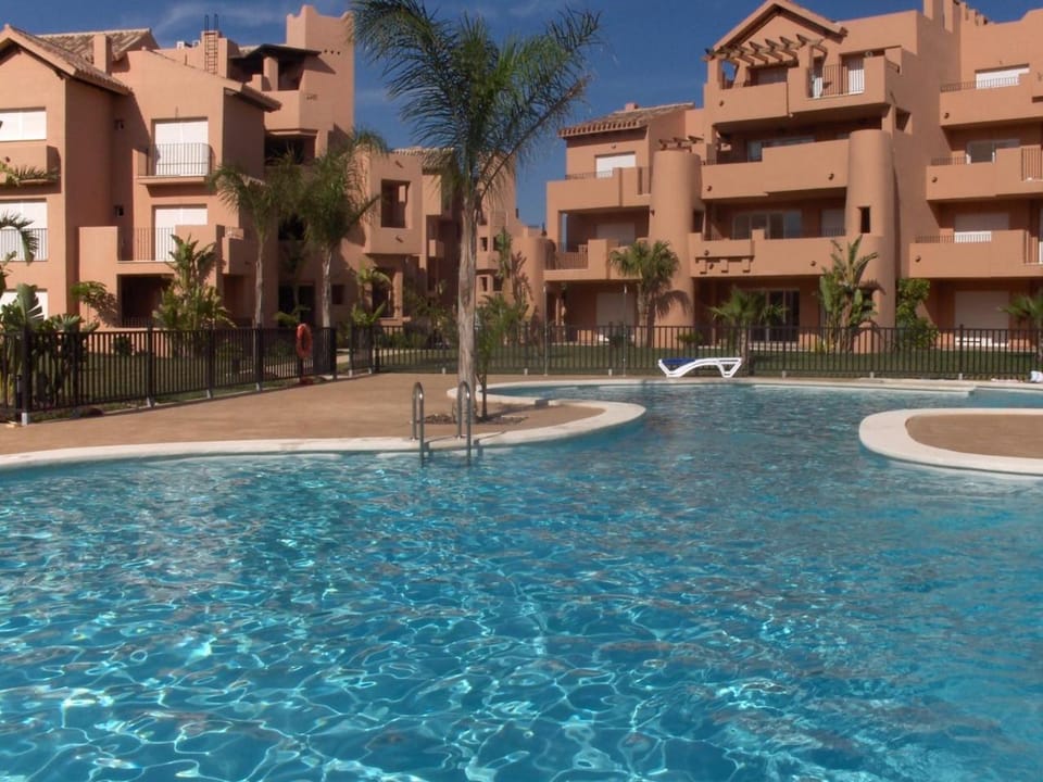 Swimming pool, Swimming pool