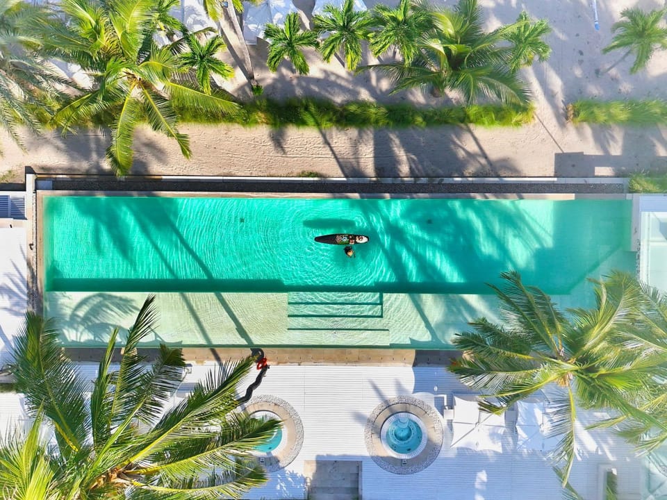 Pool view, Swimming pool