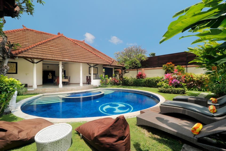 Garden view, Pool view
