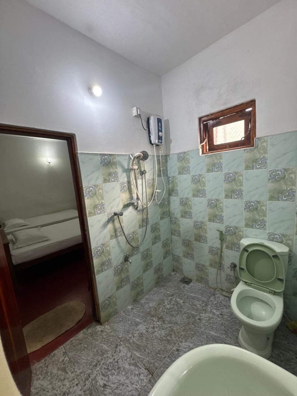 Shower, Toilet, Bathroom
