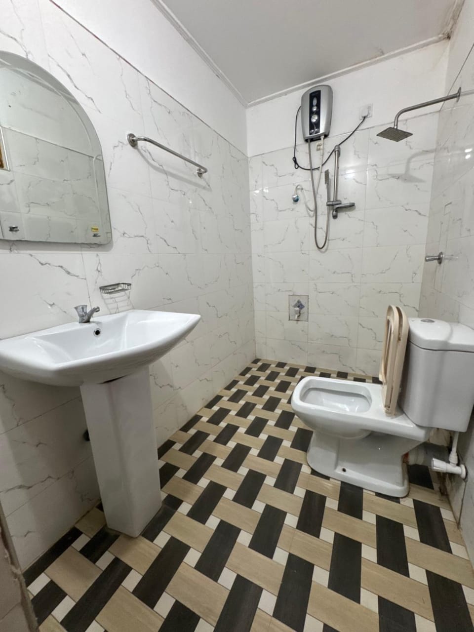 Shower, Toilet, Bathroom