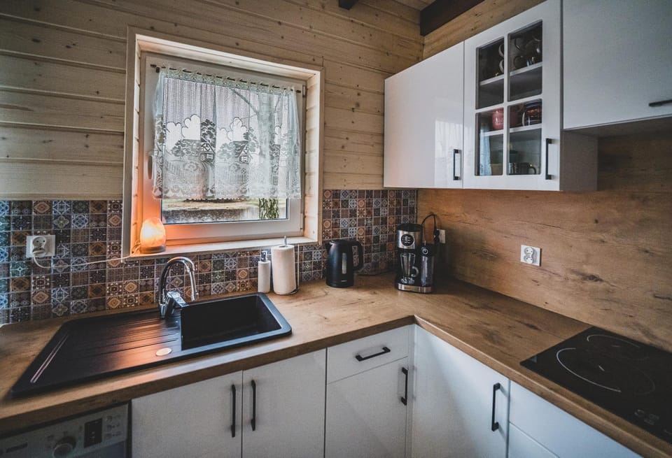 Coffee/tea facilities, Kitchen or kitchenette, dishwasher, pet friendly, stove