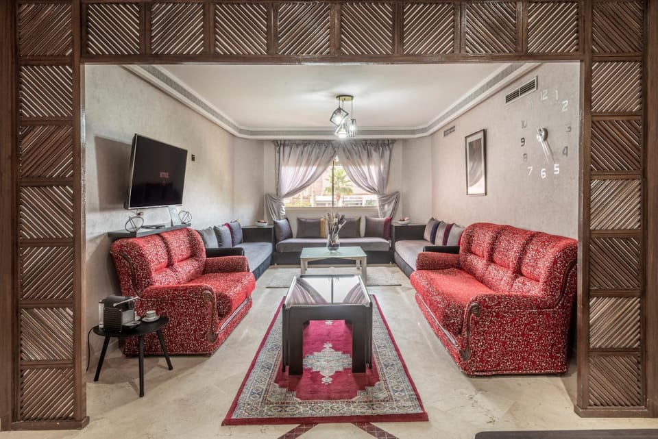 Living room, Seating area