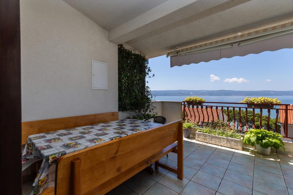 Balcony/Terrace, children, Family