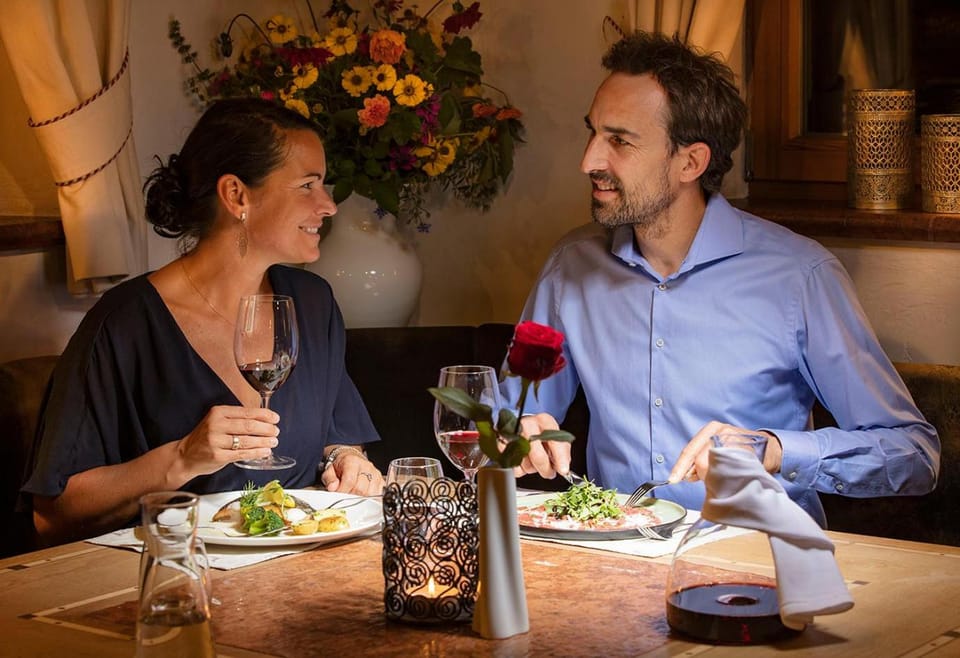 Restaurant/places to eat, Food and drinks, Banquet/Function facilities, Food, Dinner, Drinks