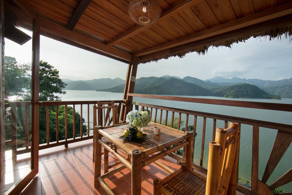 Natural landscape, Balcony/Terrace, Lake view, Mountain view, River view