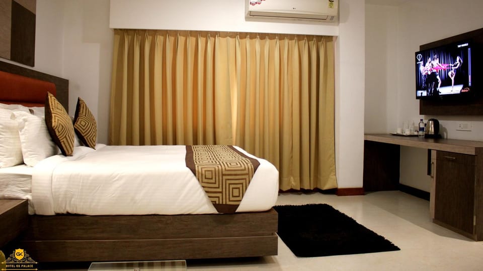GK PALACE Pure VEG Hotel Hotel in India