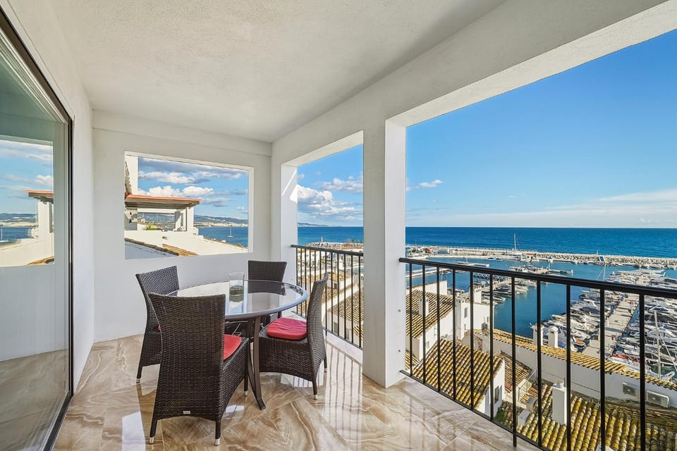 Balcony/Terrace, Seating area, Dining area, Sea view