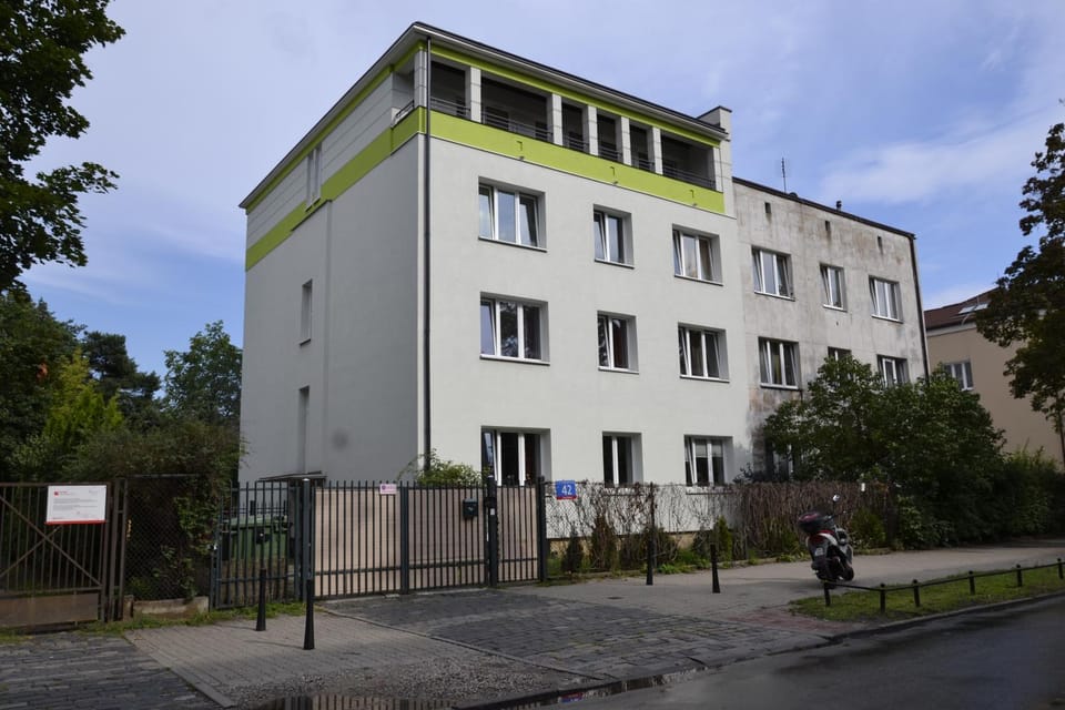 Property building, Facade/entrance