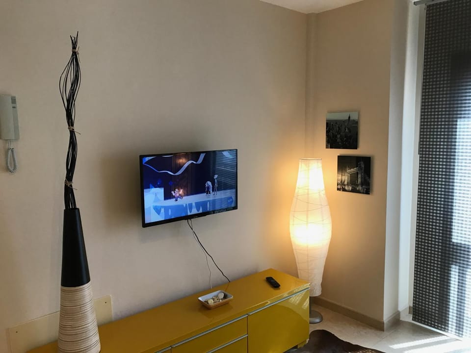 TV and multimedia, Living room