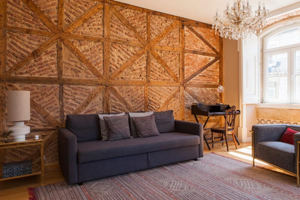 Alfama Baixa Spacious And Bright Apartment Blends the Historic and the Contemporary 2 Bedrs & 2 Bathrs AC 18th Century Building Apartment in Lisbon