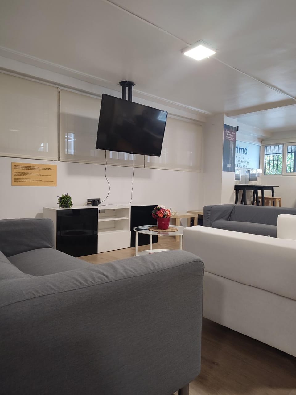Communal lounge/ TV room, TV and multimedia, Living room, Seating area
