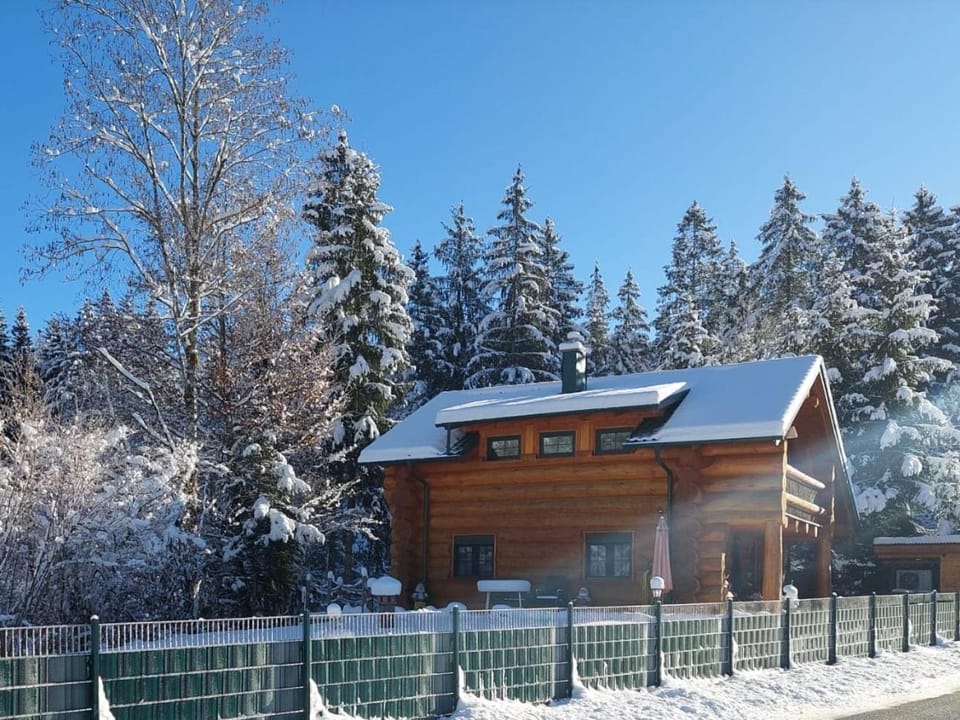 Property building, Natural landscape, Winter