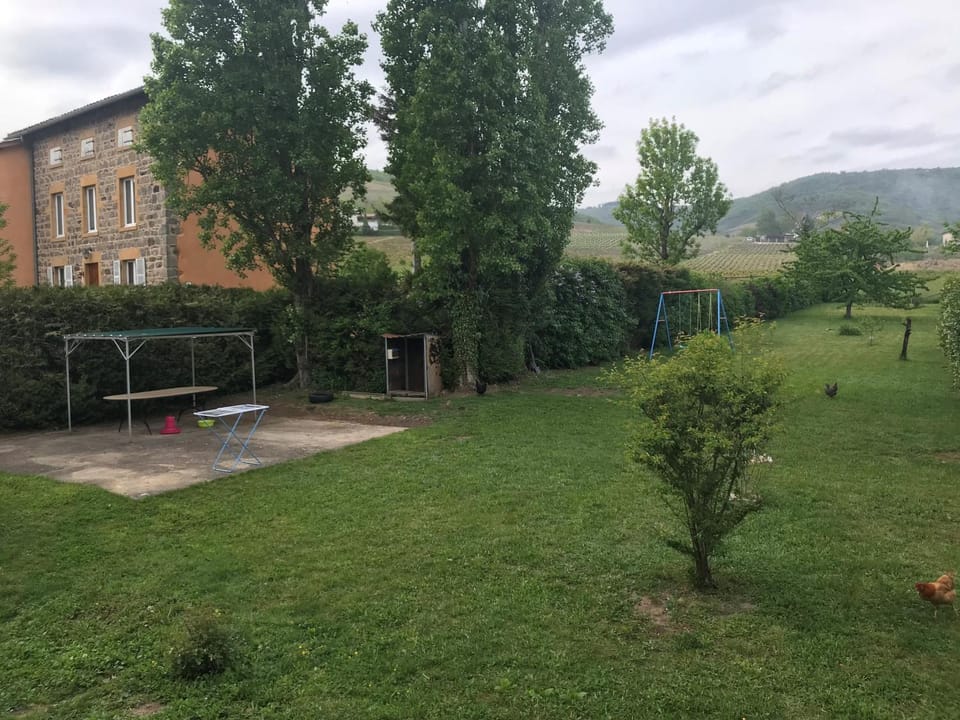 Maison LES BLEUETS Bed and Breakfast in Auvergne-Rhône-Alpes