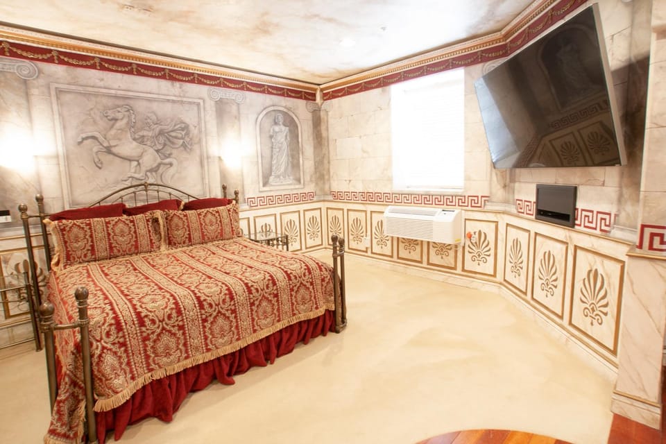 Destinations Inn Theme Rooms Hotel in Idaho Falls