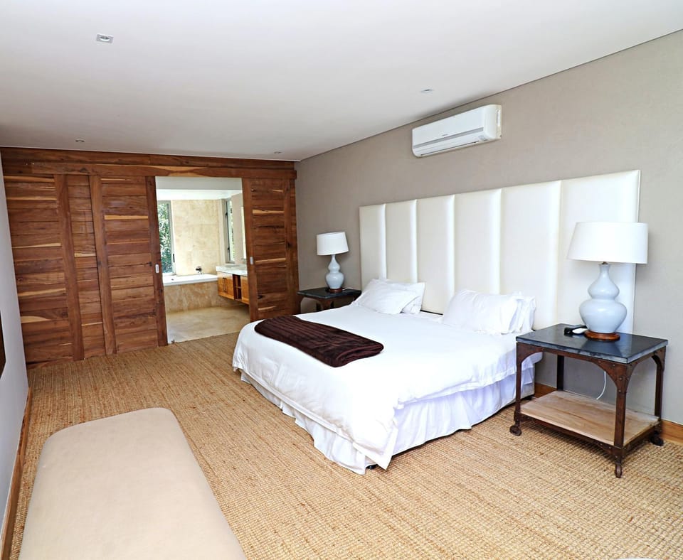 Bed, Bathroom, Bedroom