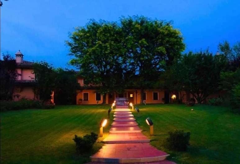 OPERA DELUXE Suites Bed and Breakfast in Ravenna