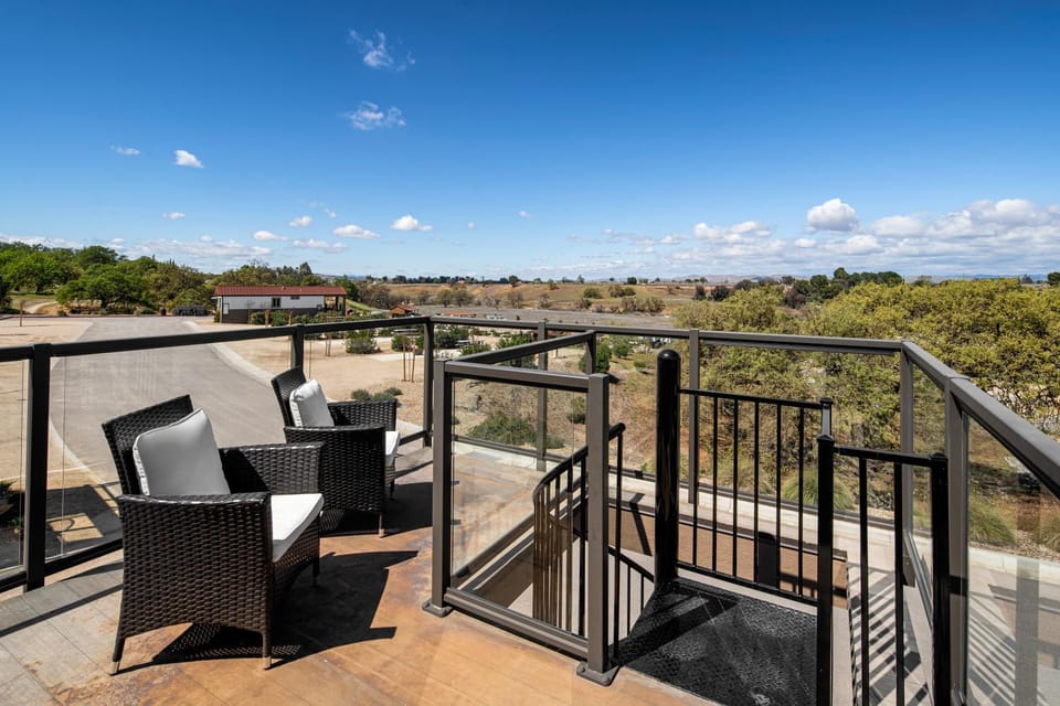 Patio, View (from property/room), Balcony/Terrace