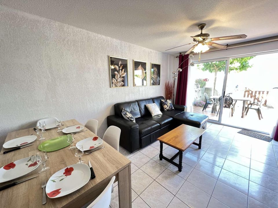 Maison climatisée avec parking et terrasses, 2 chambres, quartier calme - FR-1-387-68 House in Marseillan