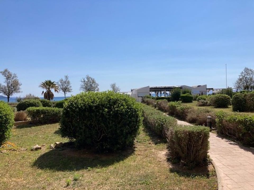 Appartement T2 au Lavandou avec Parking et Vue Imprenable - FR-1-308-82 Apartment in Le Lavandou
