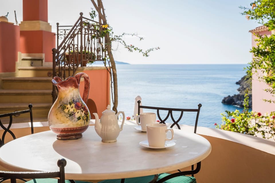 Roi Boutique Suites Bed and Breakfast in Asos