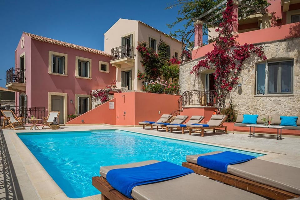 Roi Boutique Suites Bed and Breakfast in Asos