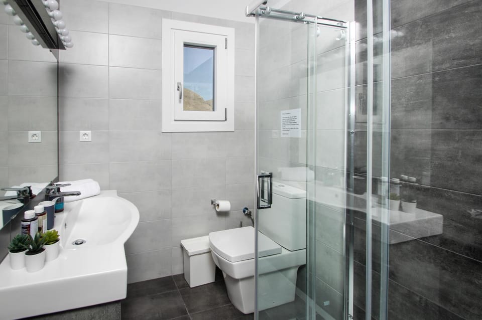 Property building, Bathroom